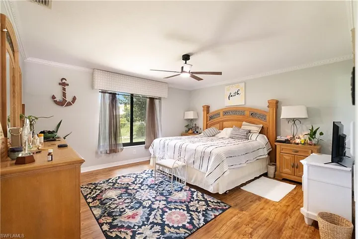 104 Brittany Ct, Naples, Florida 34112