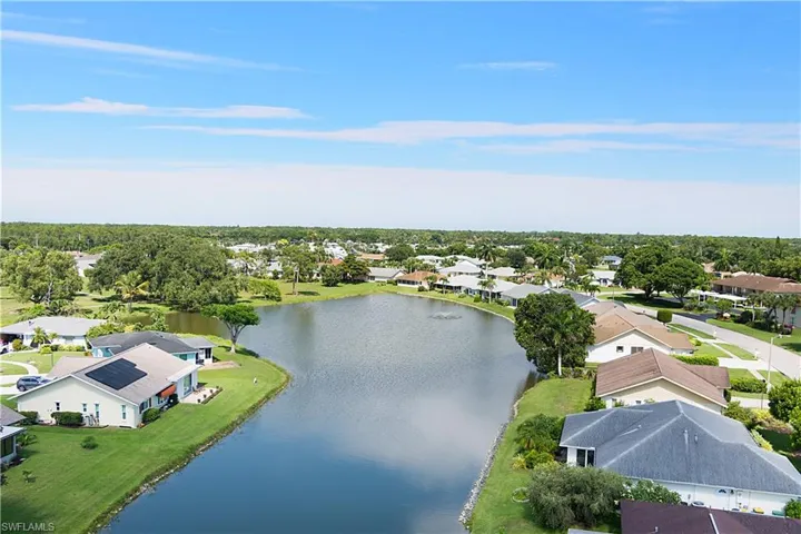 104 Brittany Ct, Naples, Florida 34112