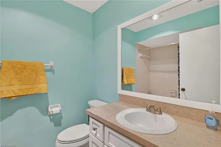 16031 Dublin Cir # 204, Fort Myers, Florida 33908