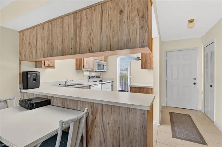 16031 Dublin Cir # 204, Fort Myers, Florida 33908