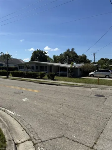 3647 Kelly St, Fort Myers, Florida 33901