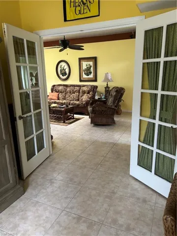 3rd bedroom/den