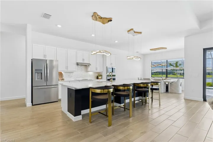 10761 Timber Creek Dr, Fort Myers, Florida 33913