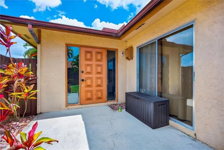 6315 Royal Woods Dr, Fort Myers, Florida 33908