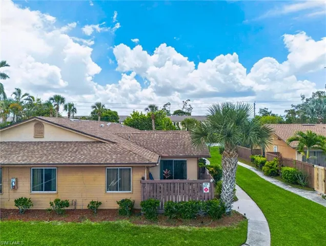 6315 Royal Woods Dr, Fort Myers, Florida 33908