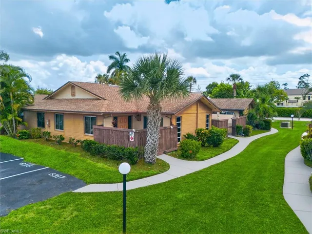 6315 Royal Woods Dr, Fort Myers, Florida 33908
