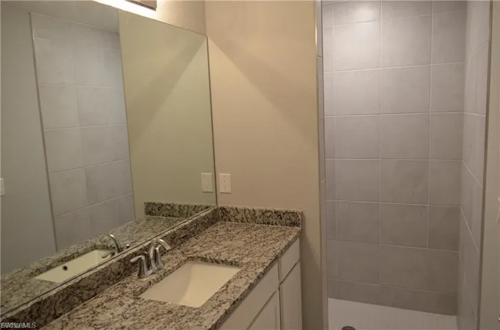1127 Ne 10th St, Cape Coral, Florida 33909