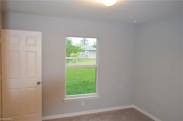 1127 Ne 10th St, Cape Coral, Florida 33909