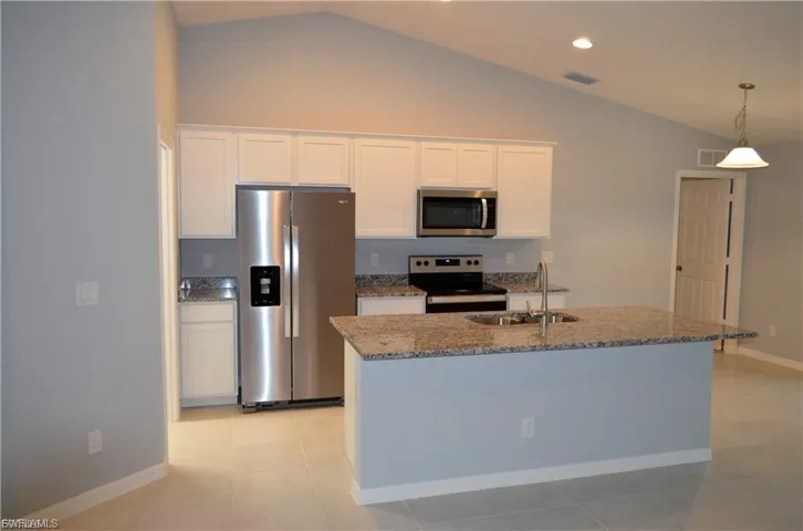 1127 Ne 10th St, Cape Coral, Florida 33909