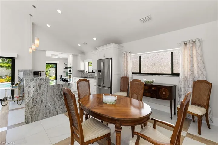 805 Sand Pointe Dr 4, Naples, Florida 34108