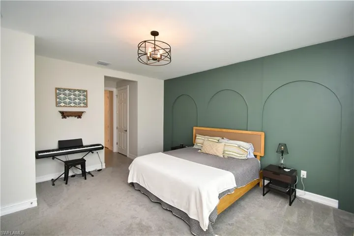 304  Spring Hill Lake  LOOP, Cape Coral, FL 33993