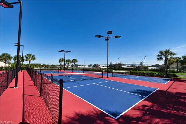 304  Spring Hill Lake  LOOP, Cape Coral, FL 33993