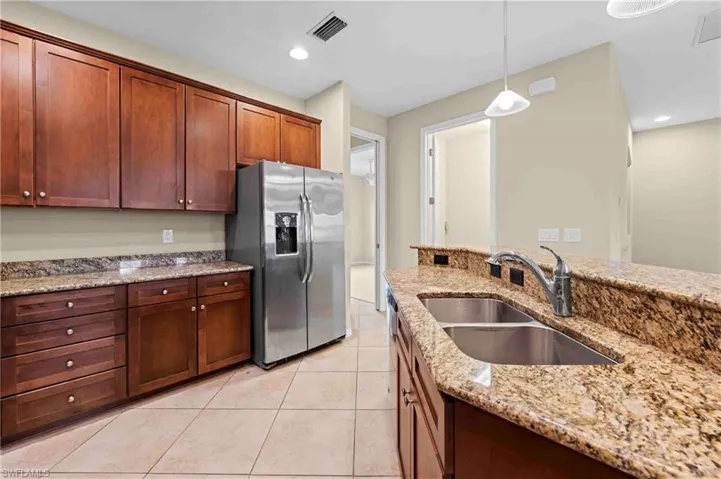 9050 Capistrano St N 4102, Naples, Florida 34113