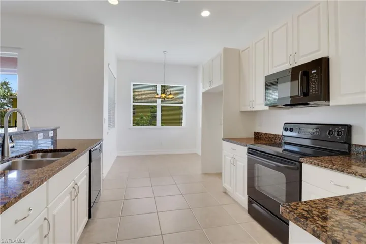 Kitchen and Breakfast Nook