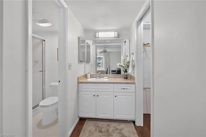 1087 Forest Lakes Dr 201, Naples, Florida 34105