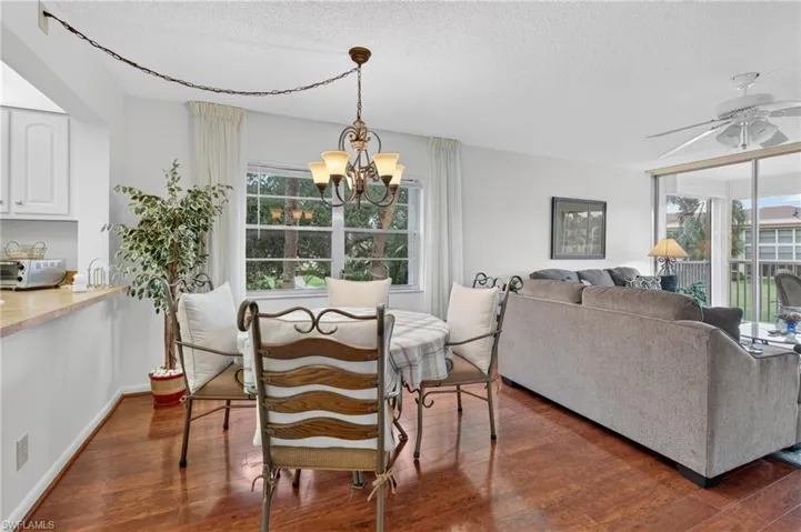 1087 Forest Lakes Dr 201, Naples, Florida 34105