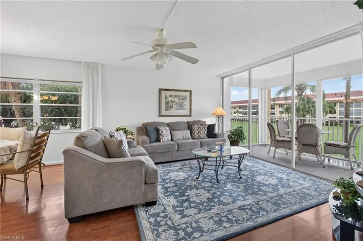 1087 Forest Lakes Dr 201, Naples, Florida 34105