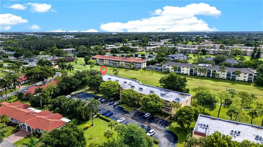 1087 Forest Lakes Dr 201, Naples, Florida 34105