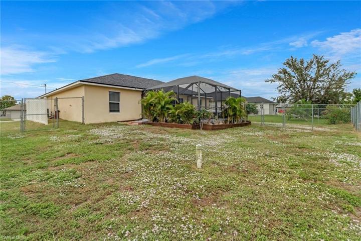2517 SW 11th PL, CAPE CORAL FL 33914
