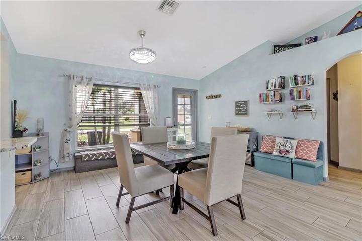 2517 SW 11th PL, CAPE CORAL FL 33914