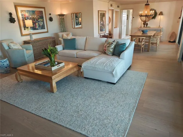 2400 Gulf Shore Blvd N 603, Naples, Florida 34103