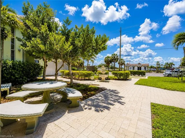 3817 Del Prado Blvd S, Cape Coral, Florida 33904