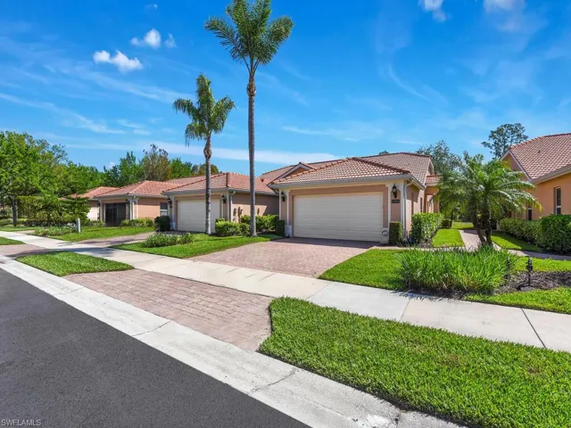 15094  Cortona  WAY, Naples, FL 34120