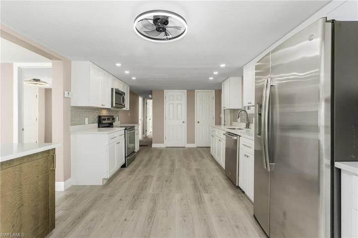 3085  York  RD, St. James City, FL 33956