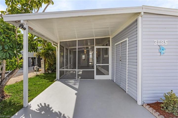 3085  York  RD, St. James City, FL 33956