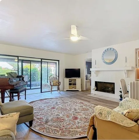 627 Serendipity Dr 627, Naples, Florida 34108