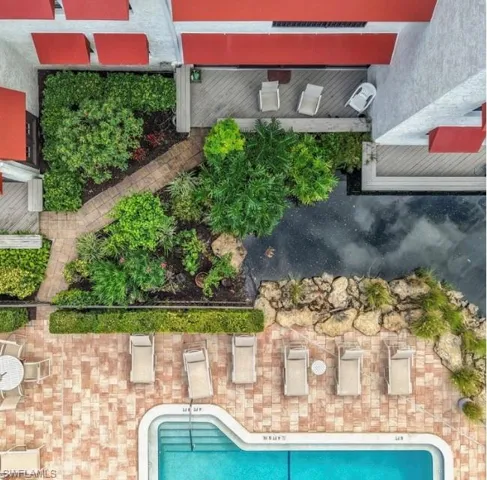 627 Serendipity Dr 627, Naples, Florida 34108