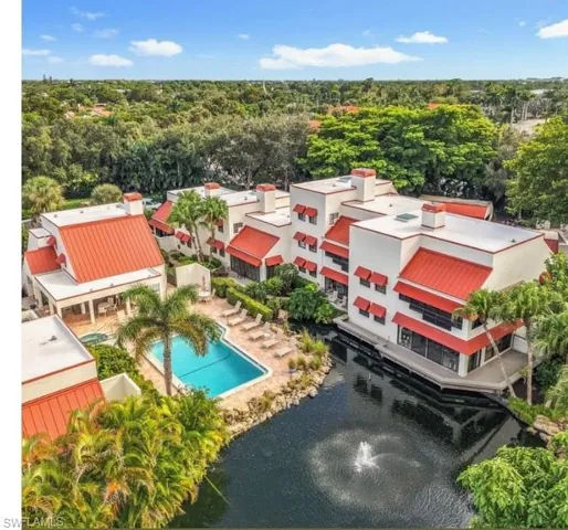 627 Serendipity Dr 627, Naples, Florida 34108