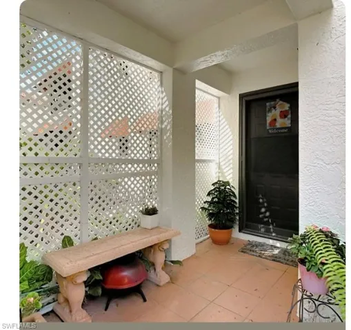 627 Serendipity Dr 627, Naples, Florida 34108