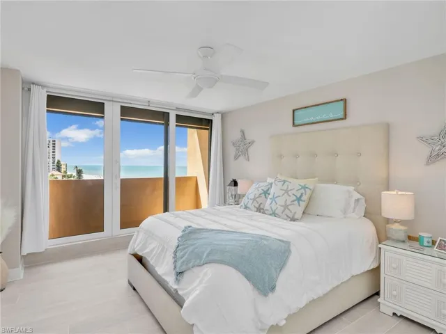 4001  Gulf Shore N BLVD, Naples, FL 34103