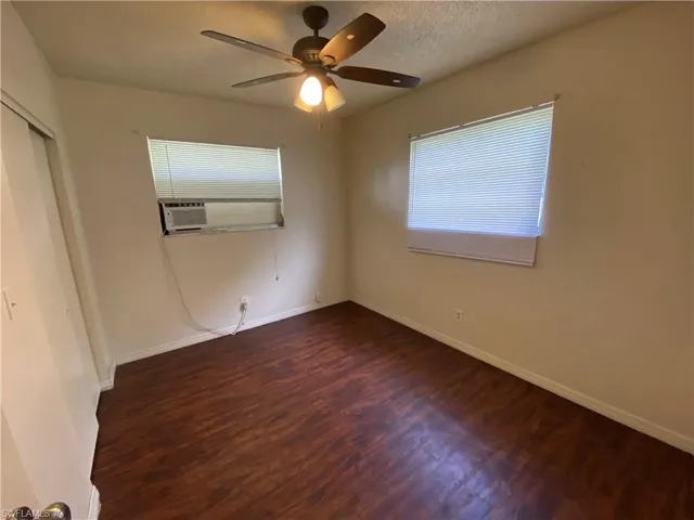 7906 Suncoast Dr, North Fort Myers, Florida 33917