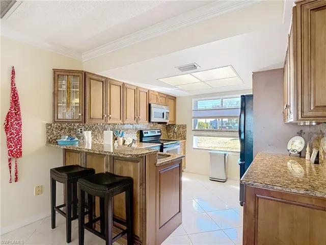 1090 River Run, LaBelle, FL 33935