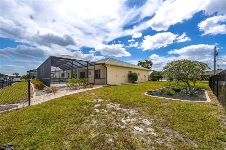 3437 Nw 18th Ter, Cape Coral, Florida 33993