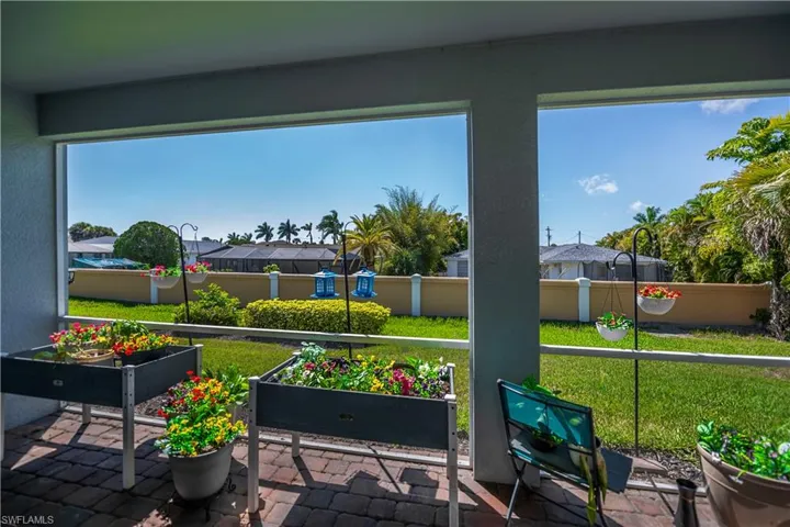 223 Destiny Cir, Cape Coral, Florida 33990