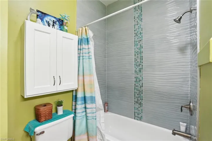 18240  Phlox  DR, Fort Myers, FL 33967
