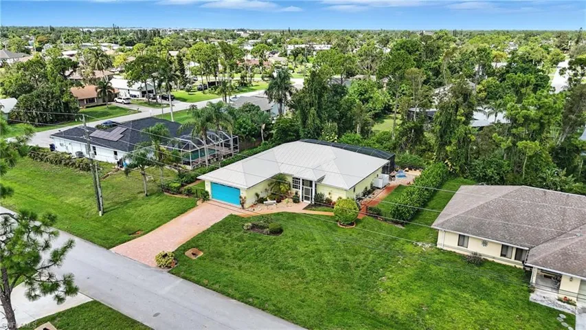 18240  Phlox  DR, Fort Myers, FL 33967