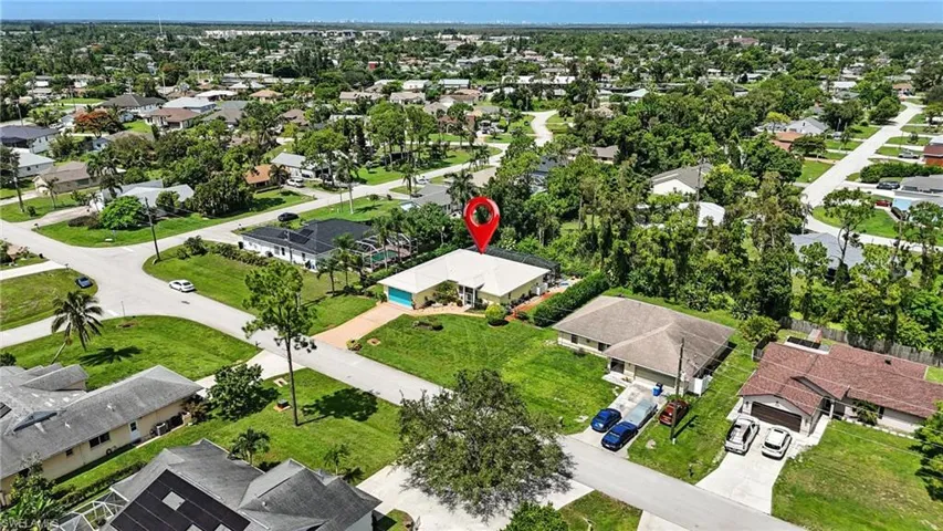 18240  Phlox  DR, Fort Myers, FL 33967