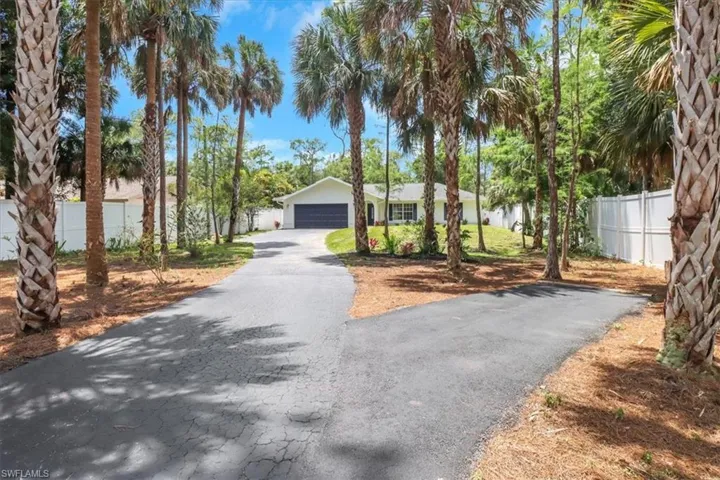 4230  11th SW AVE, Naples, FL 34116