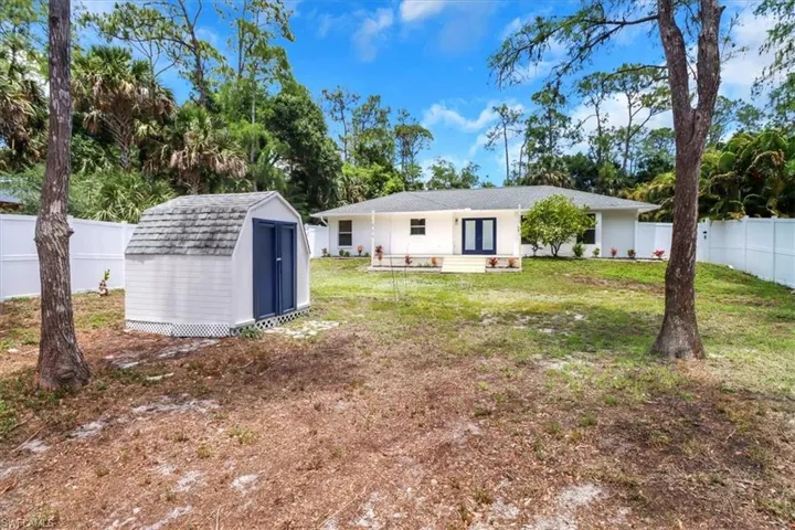 4230  11th SW AVE, Naples, FL 34116