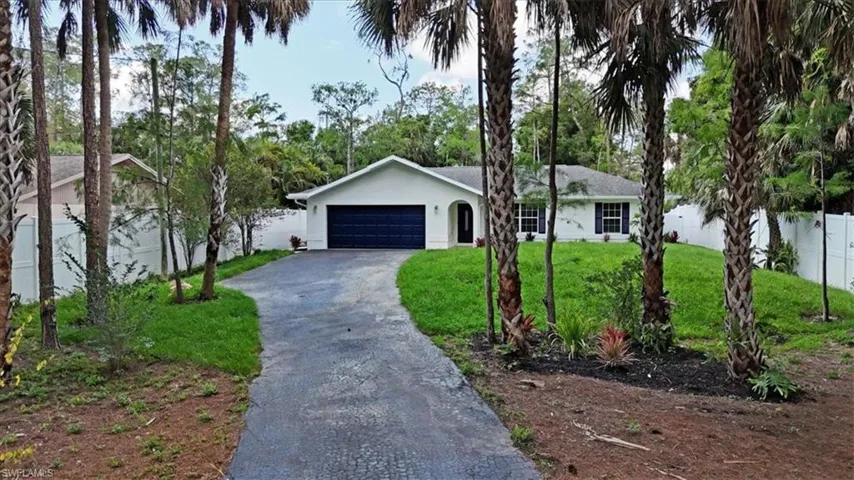 4230  11th SW AVE, Naples, FL 34116