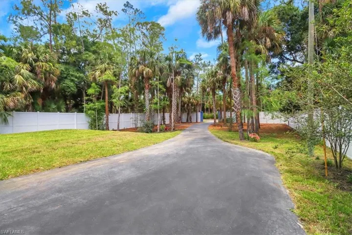 4230  11th SW AVE, Naples, FL 34116