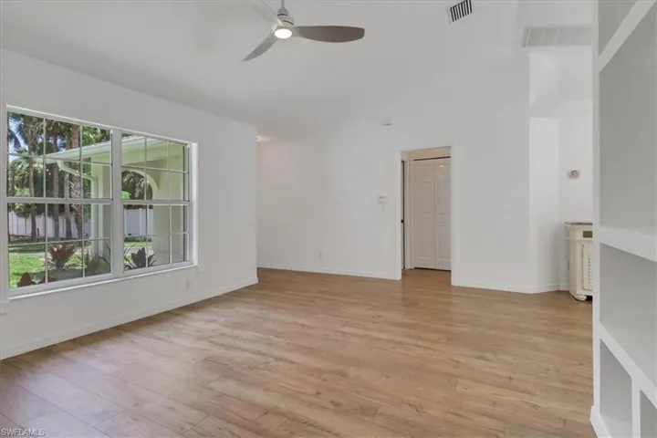 4230  11th SW AVE, Naples, FL 34116
