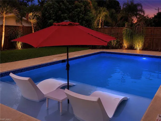 Pool Virtual Twilight