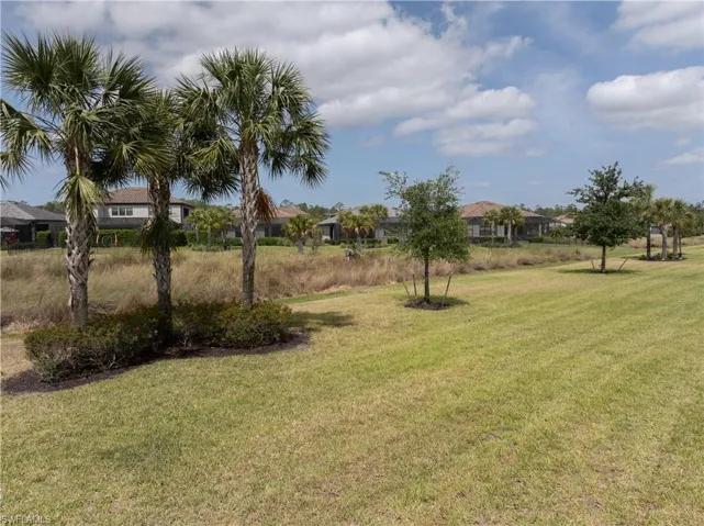 View of yard with a residential view