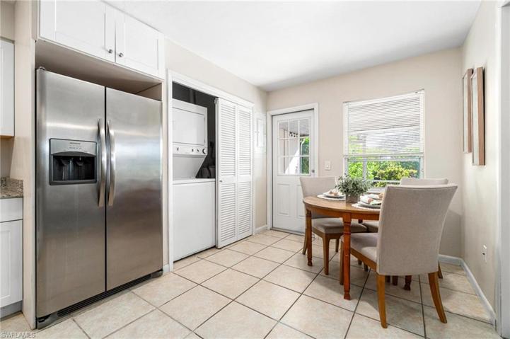 662  109th N AVE, NAPLES, FL 34108