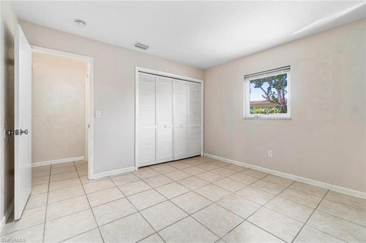 662  109th N AVE, NAPLES, FL 34108